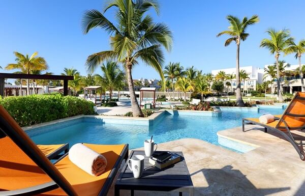 Junior Suite Swim Up