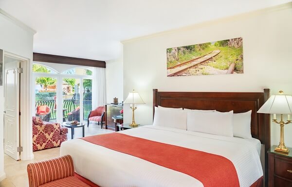 BUTLER SERVICE JUNIOR SUITE
