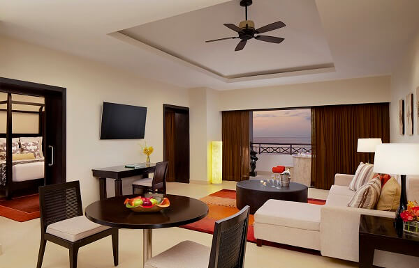 Preferred Club Master Suite Ocean Front
