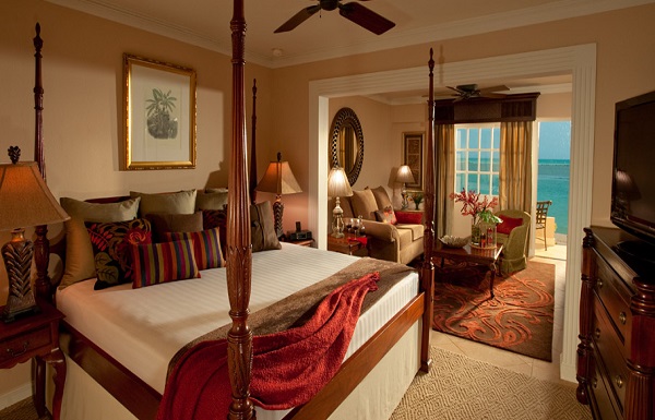 Royal Beachfront One Bedroom Butler Suite