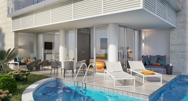 Swank Wraparound Swim-Up Suite