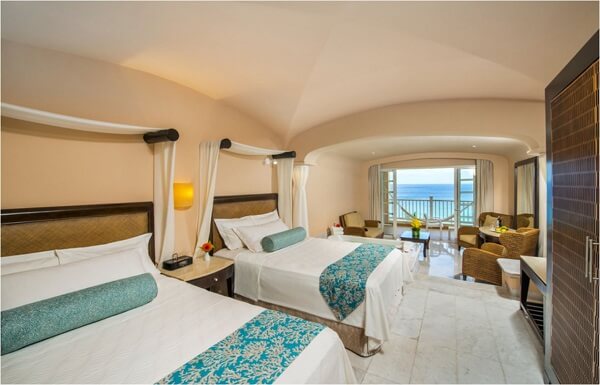 Ocean Front Suite