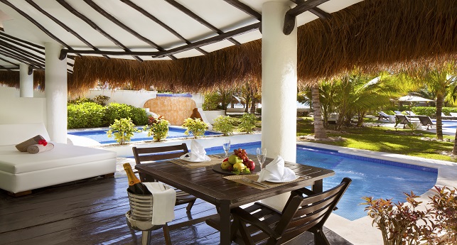 PRESIDENTIAL STUDIO INFINITY POOL CASITA SUITE