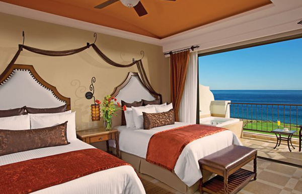 Preferred Club Junior Suite Swim Out Ocean Front