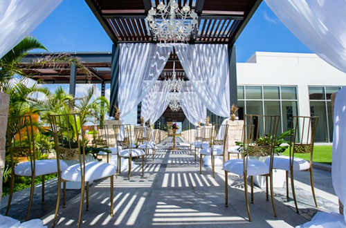 Lobby Pergola